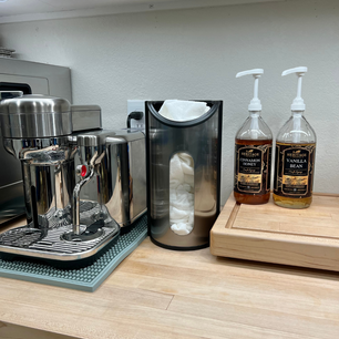 TowelNest Towel Storage Container with 15 Pack of Dailies Towels