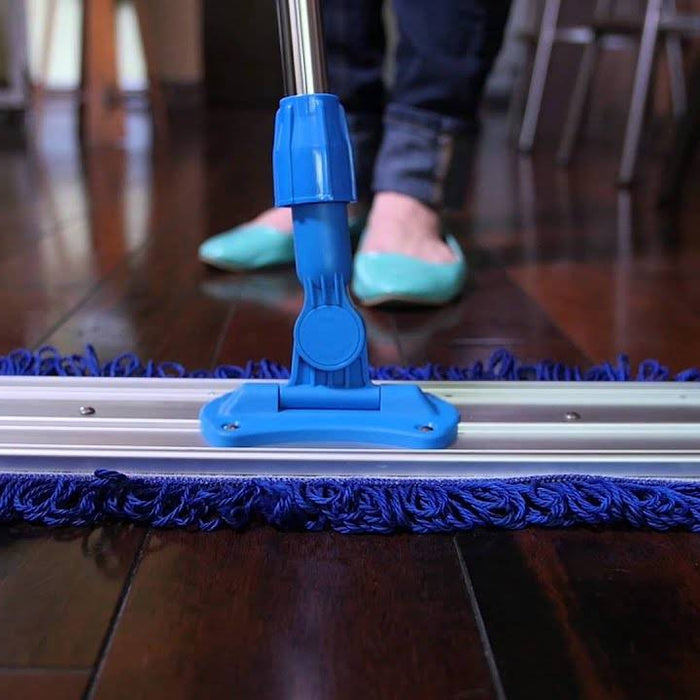 MICROFIBER MOPS VS TRADITIONAL SWEEPING