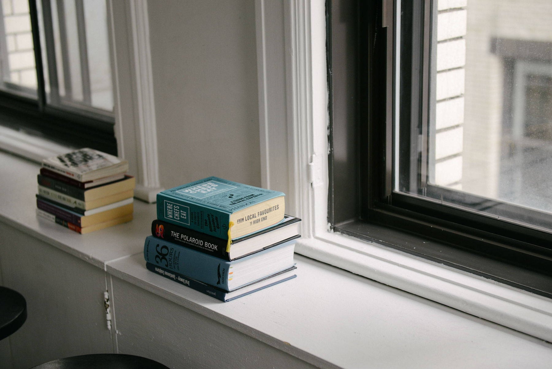 HOW TO CLEAN WINDOW SILLS