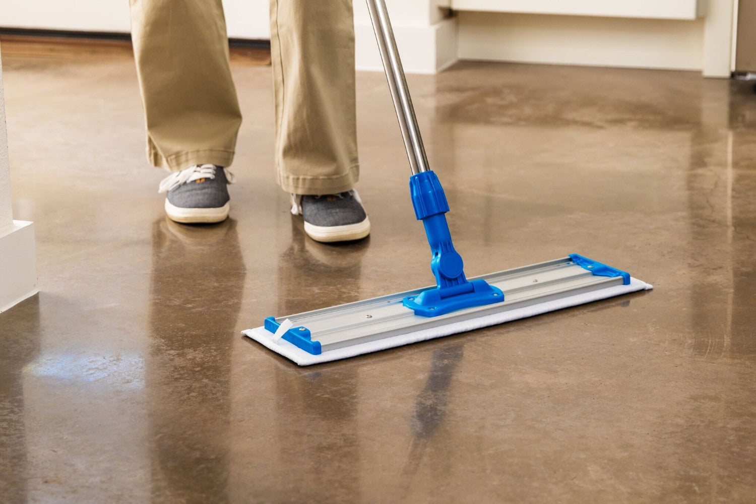 mop with scrubber pad