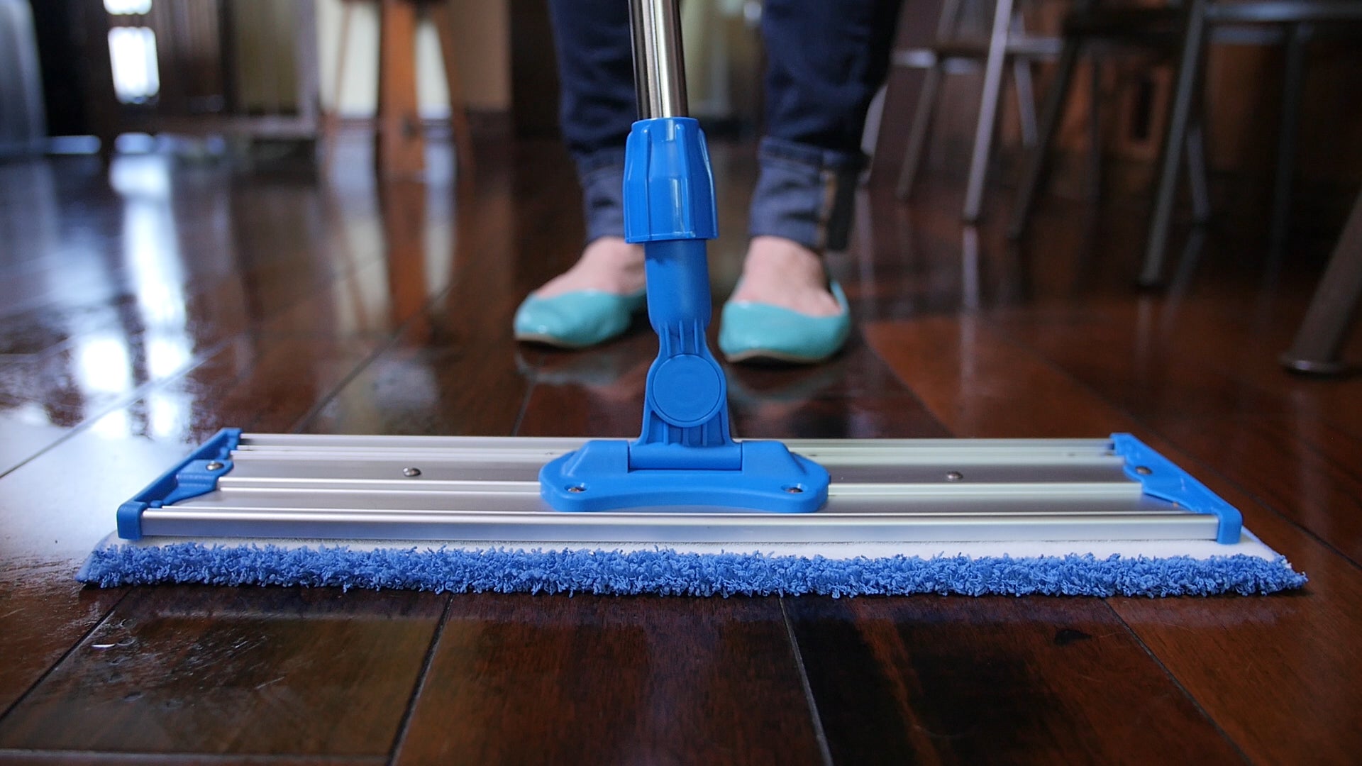 20 Inch Shown-24 Premium Microfiber Wet Mop Pads For Hardwood Floors PMWM26