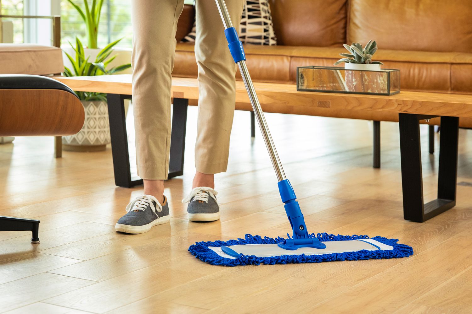 Hardwood Floor 'N More® Microfiber Mop