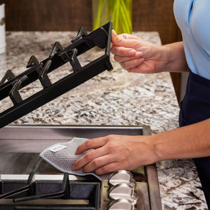 Limpiar los Mostradores de la Cocina