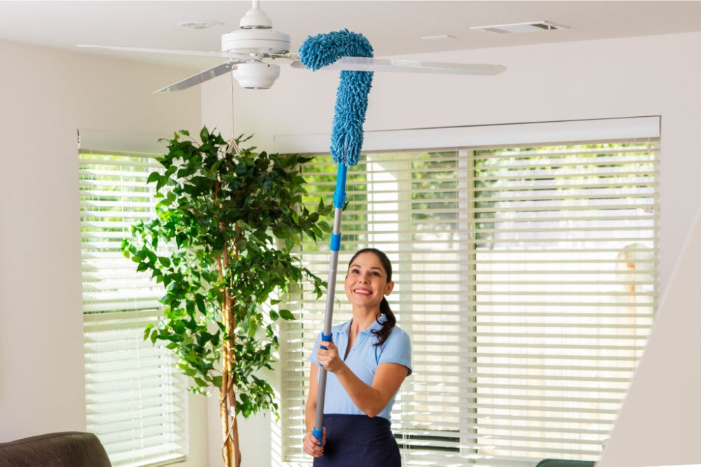 Flexible Chenille Microfiber High Duster attaches to handle