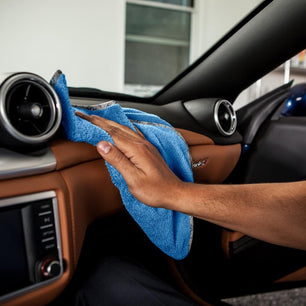 la mejor toalla de microfibra para limpiar el cuero del salpicadero del coche