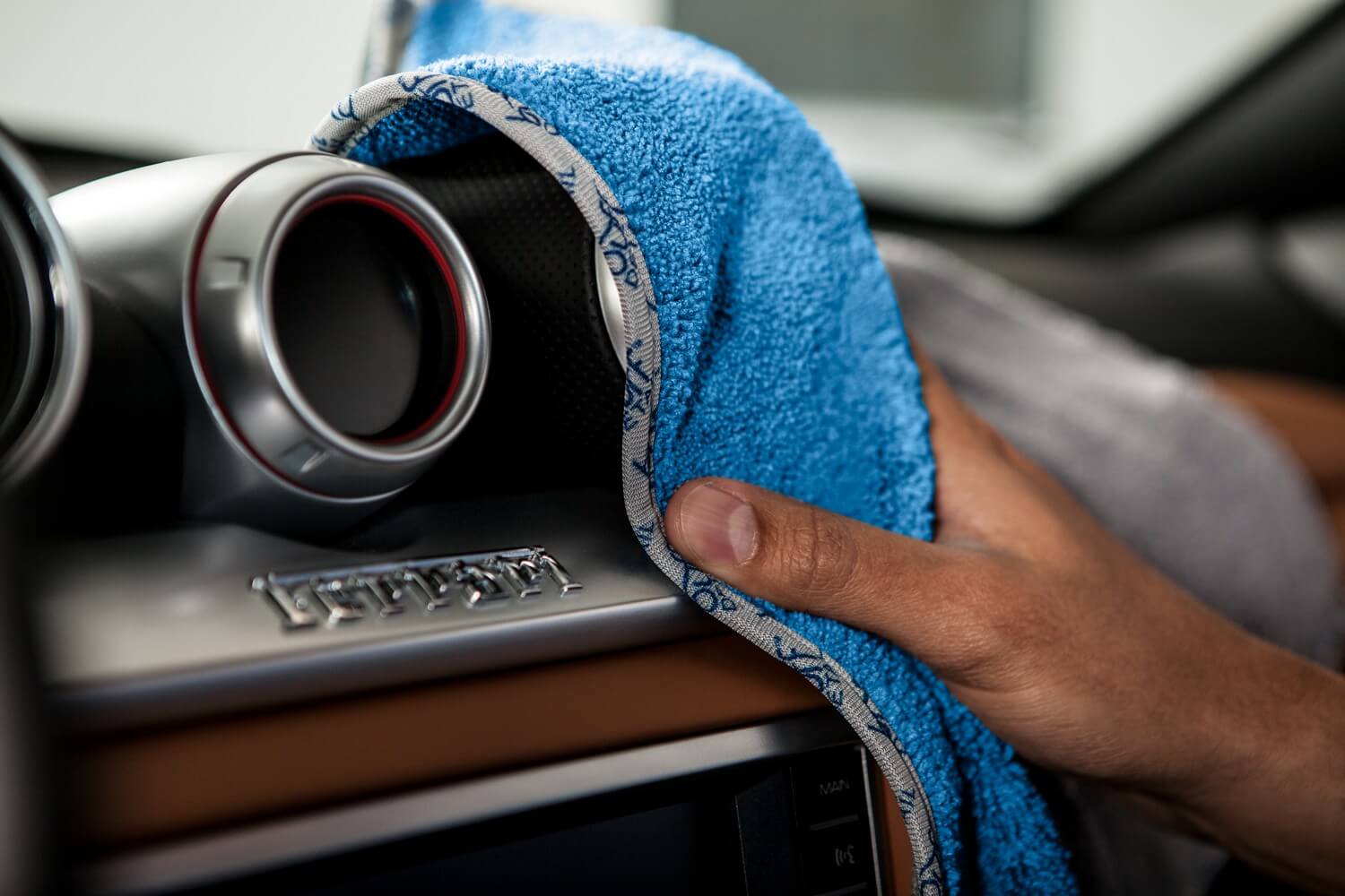 Interior microfiber auto detailing towels